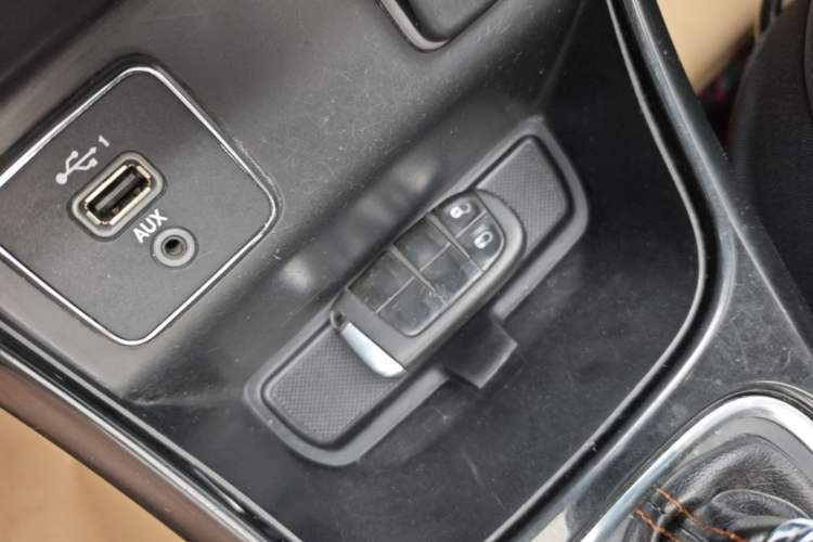 Used Jeep Compass 2019 220T Automatic Family Edition Vehicle Key