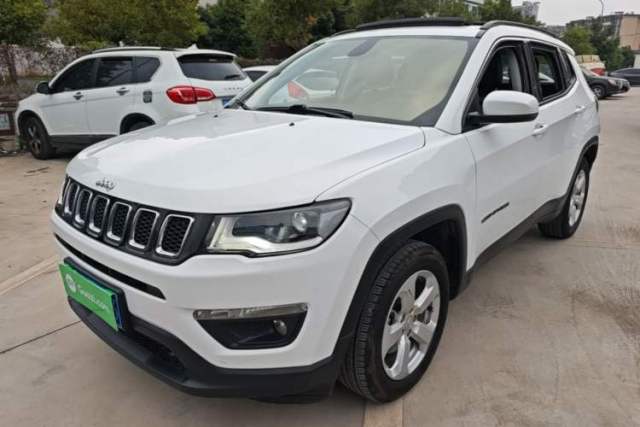 Jeep Compass 2019 220T Automatic Family Edition с пробегом