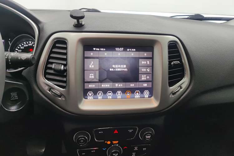 Used Jeep Compass 2020 220T Automatic Leading Edition Audio And AC Panel