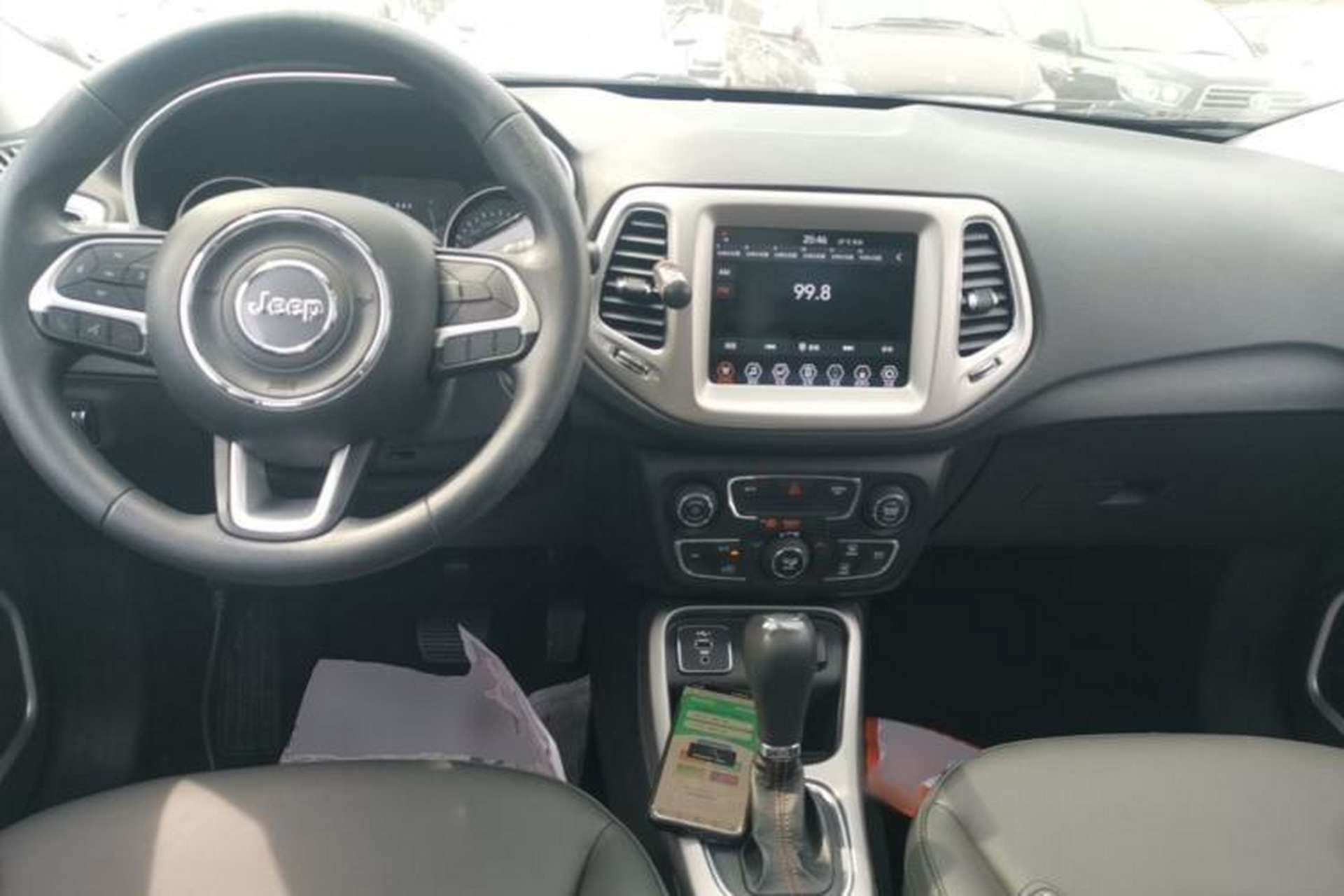 Used Jeep Compass 2020 220T Automatic Leading Edition Center Console