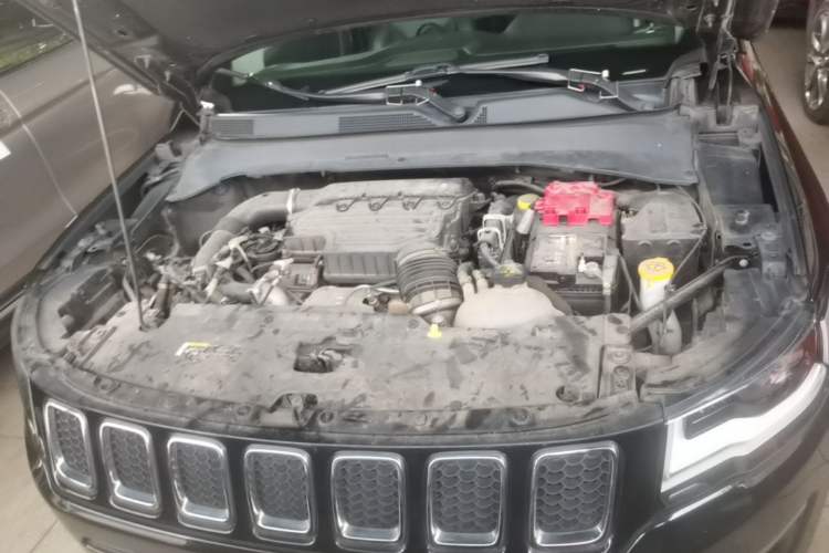 Used Jeep Compass 2020 220T Automatic Leading Edition Engine Bay