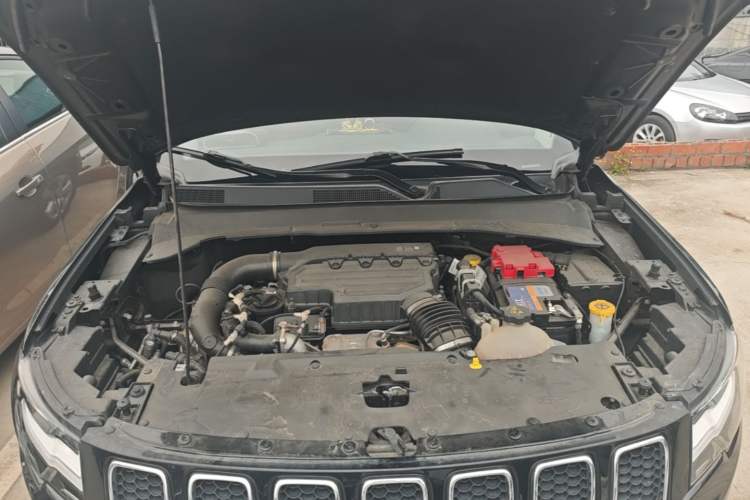 Used Jeep Compass 2020 220T Automatic Leading Edition Engine Bay