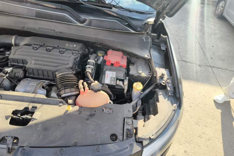 Used Jeep Compass 2020 220T Automatic Leading Edition Engine Bay Left