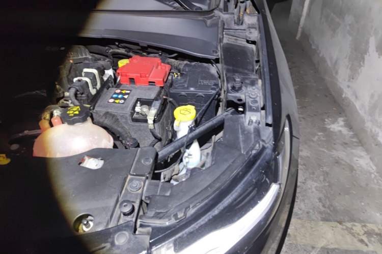Used Jeep Compass 2020 220T Automatic Elite Edition Engine Bay Left