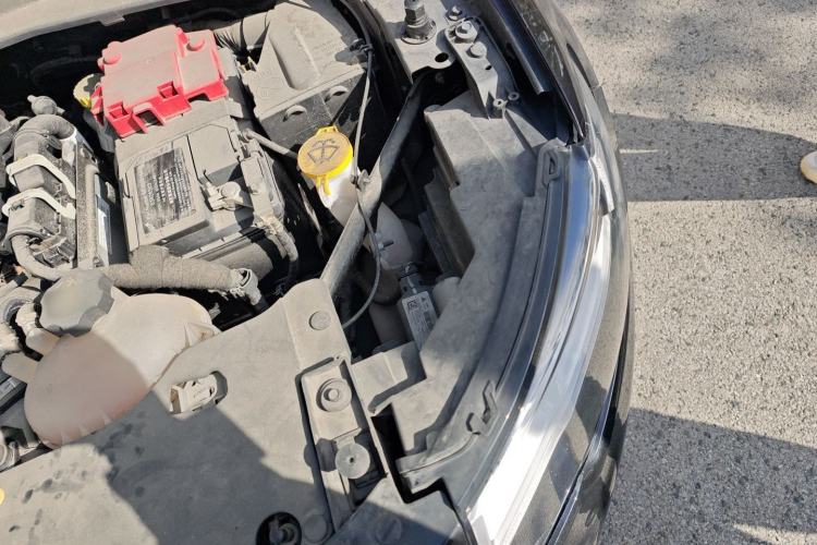 Used Jeep Compass 2020 220T Automatic Leading Edition Engine Bay Left