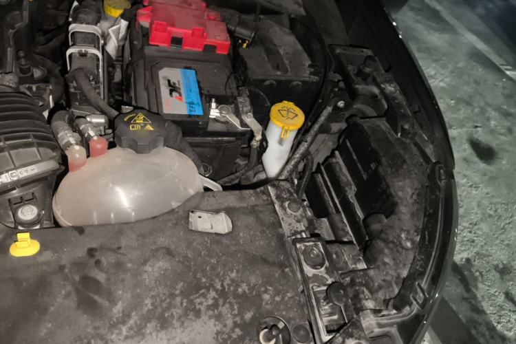 Used Jeep Compass 2020 220T Automatic Leading Edition Engine Bay Left