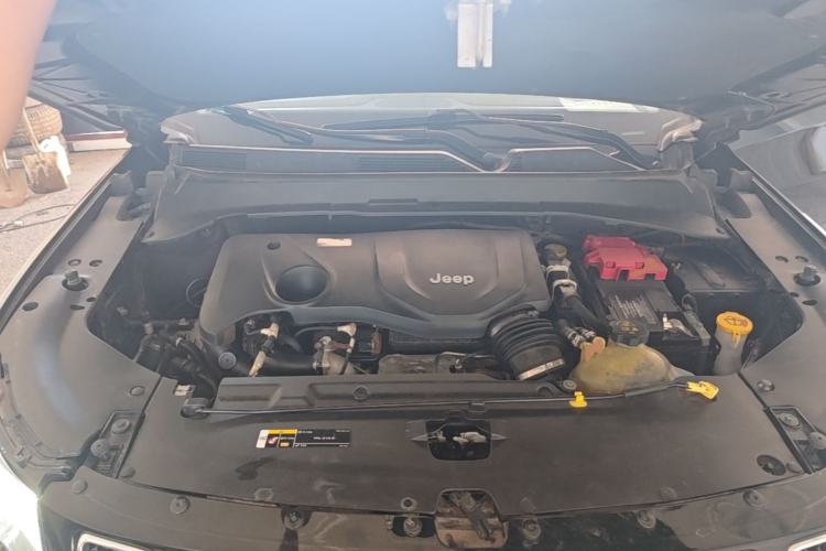 Used Jeep Compass 2020 220T Automatic Four-Wheel Drive Elite Edition Engine Bay