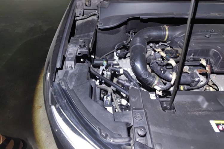 Used Jeep Compass 2020 220T Automatic Elite Edition Engine Bay Right