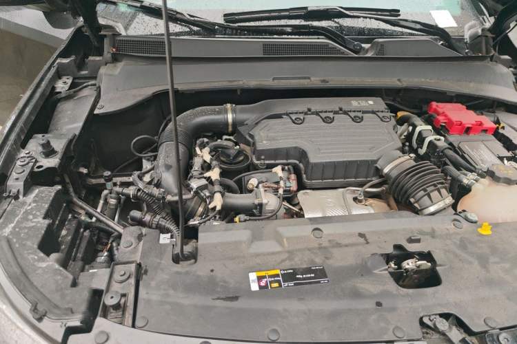 Used Jeep Compass 2020 220T Automatic Leading Edition Engine Bay Right