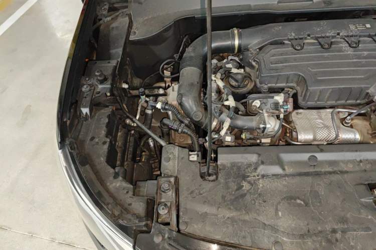 Used Jeep Compass 2020 220T Automatic Elite Edition Engine Bay Right