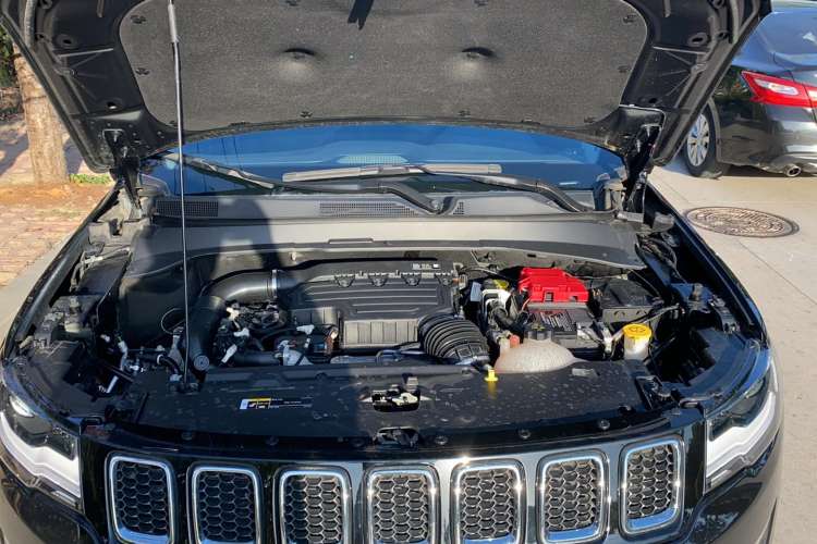 Used Jeep Compass 2020 220T Automatic Leading Edition Engine Bay