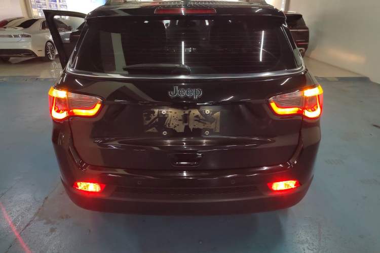 Used Jeep Compass 2020 220T Automatic Elite Edition Exterior 4
