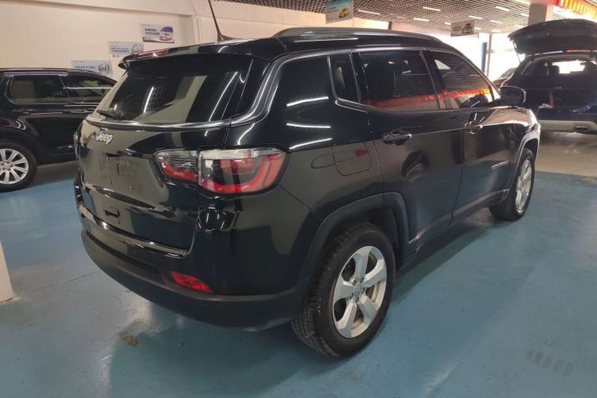 Used Jeep Compass 2020 220T Automatic Elite Edition Exterior 5