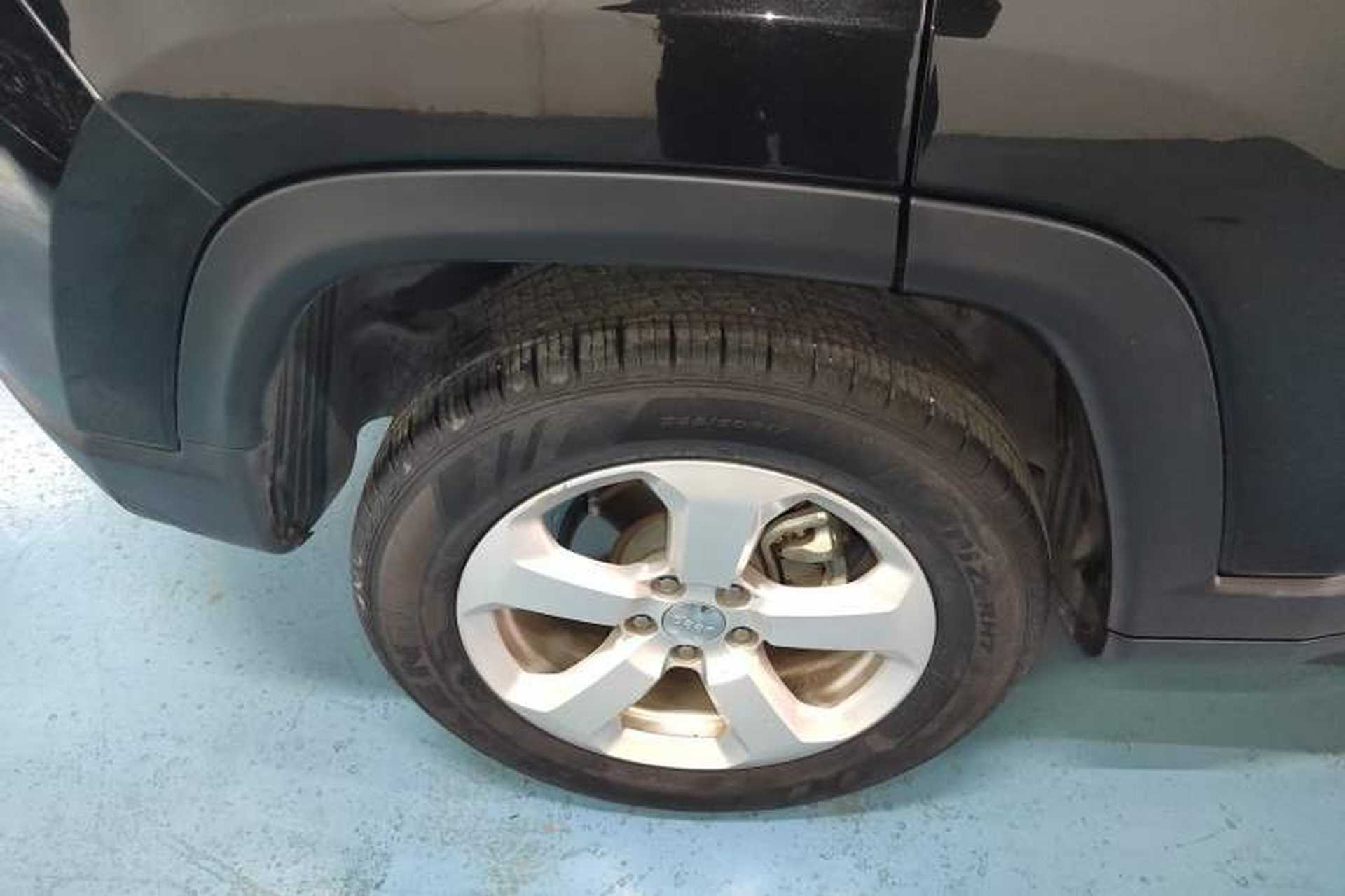 Used Jeep Compass 2020 220T Automatic Elite Edition Exterior 8