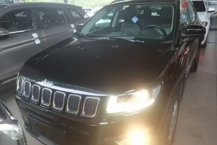 Used Jeep Compass 2020 220T Automatic Leading Edition Front