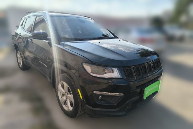 Used Jeep Compass 2020 220T Automatic Leading Edition Front Right 45 Deg
