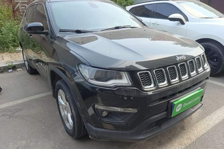 Used Jeep Compass 2020 220T Automatic Elite Edition Front Right 45 Deg