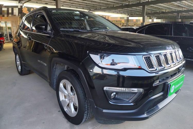 Used Jeep Compass 2020 220T Automatic Leading Edition Front Right 45 Deg
