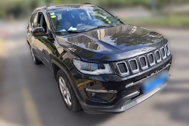 Used Jeep Compass 2020 220T Automatic Leading Edition Front Right 45 Deg
