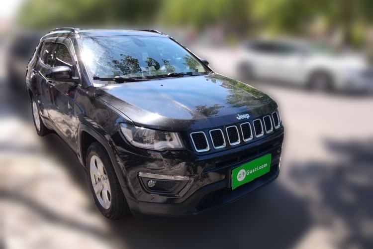 Used Jeep Compass 2020 220T Automatic Leading Edition Front Right 45 Deg