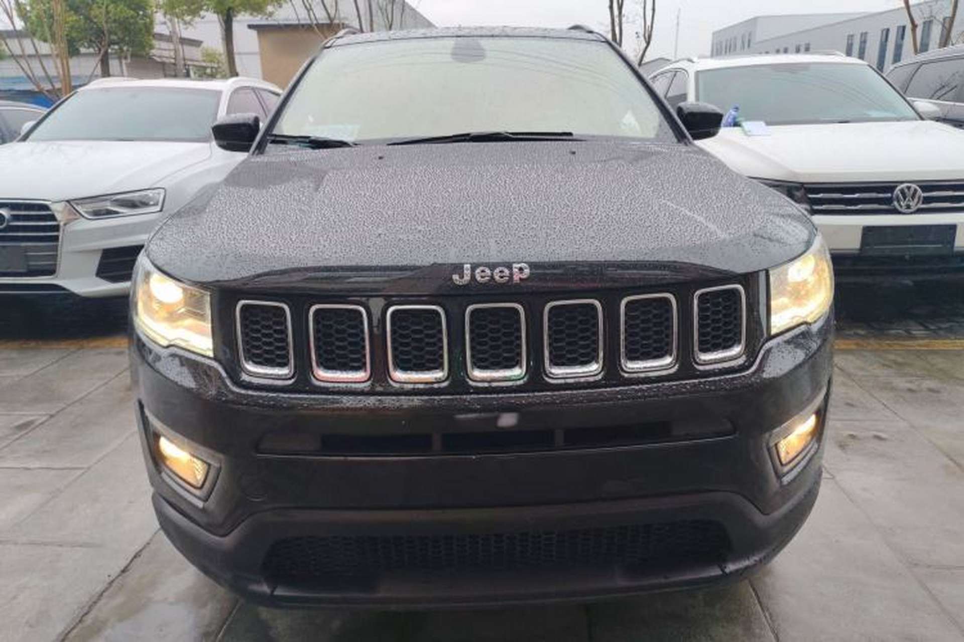Used Jeep Compass 2020 220T Automatic Leading Edition Front