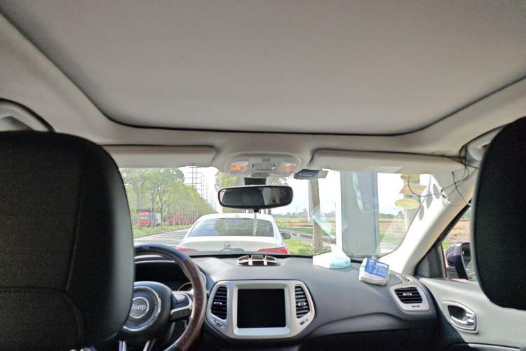 Used Jeep Compass 2020 220T Automatic Leading Edition Headliner