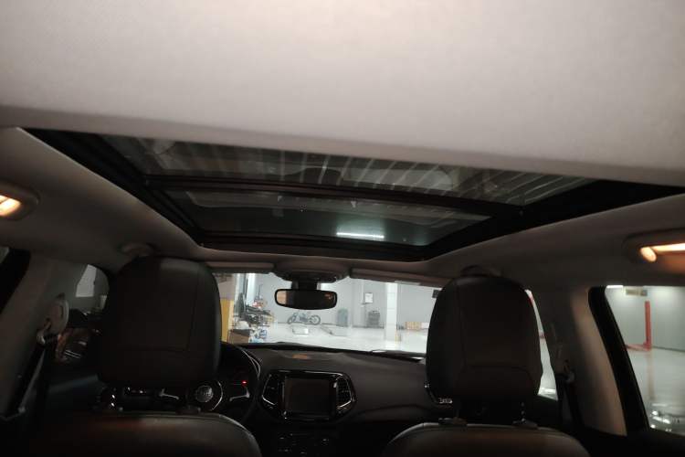 Used Jeep Compass 2020 220T Automatic Elite Edition Headliner