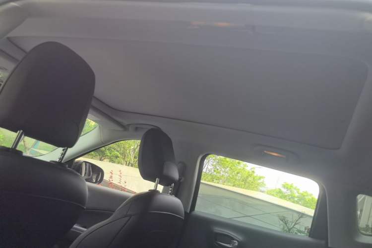 Used Jeep Compass 2020 220T Automatic Leading Edition Headliner