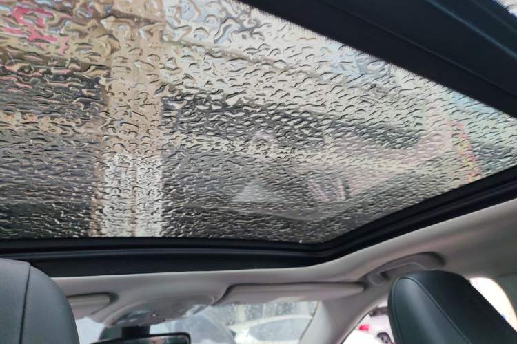 Used Jeep Compass 2020 220T Automatic Leading Edition Headliner