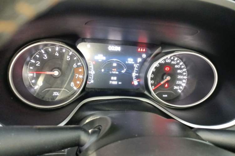 Used Jeep Compass 2020 220T Automatic Elite Edition Instrument Cluster