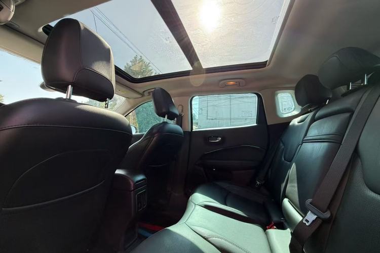 Used Jeep Compass 2020 220T Automatic Elite Edition Interior 1