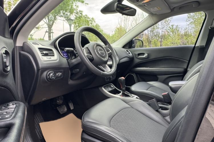 Used Jeep Compass 2020 220T Automatic Leading Edition