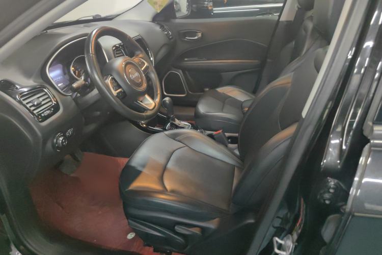 Used Jeep Compass 2020 220T Automatic Elite Edition Interior 4