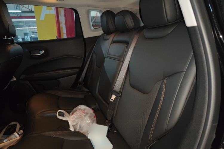 Used Jeep Compass 2020 220T Automatic Elite Edition Interior 4