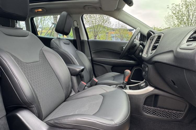 Used Jeep Compass 2020 220T Automatic Leading Edition