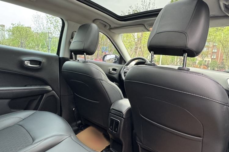 Used Jeep Compass 2020 220T Automatic Leading Edition