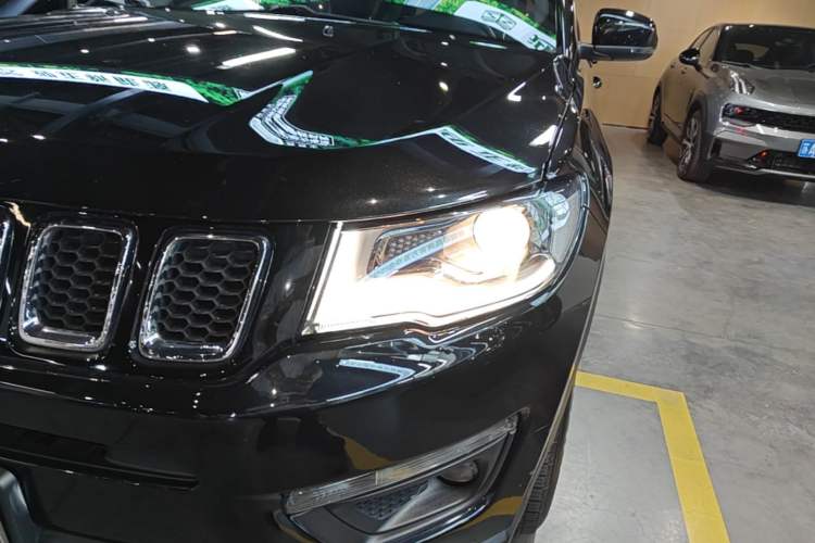 Used Jeep Compass 2020 220T Automatic Leading Edition Left Front Headlight