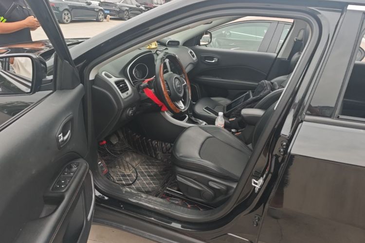Used Jeep Compass 2020 220T Automatic Leading Edition Left Front Seat