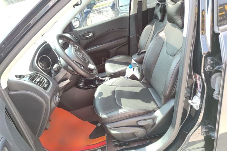 Used Jeep Compass 2020 220T Automatic Elite Edition Left Front Seat