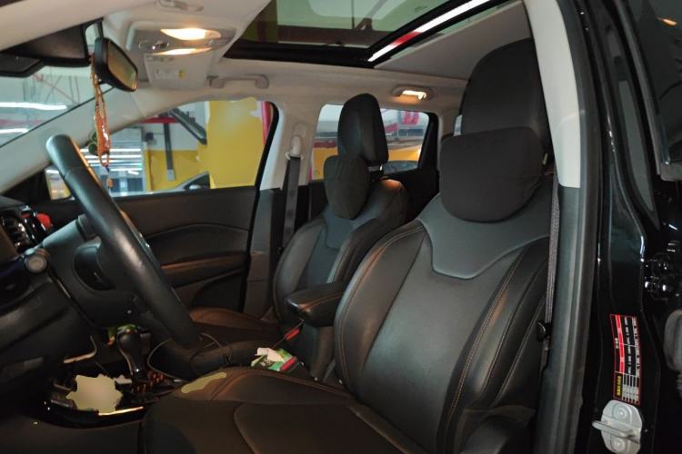 Used Jeep Compass 2020 220T Automatic Elite Edition Left Front Seat