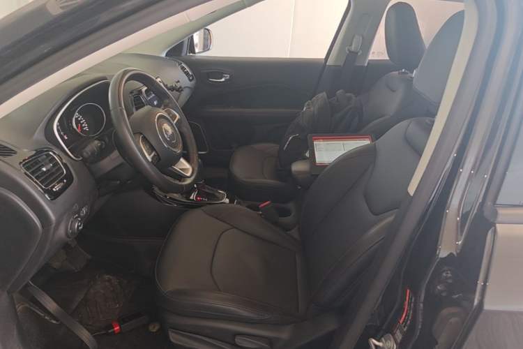 Used Jeep Compass 2020 220T Automatic Four-Wheel Drive Elite Edition Left Front Seat