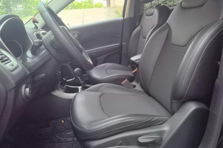 Used Jeep Compass 2020 220T Automatic Leading Edition Left Front Seat