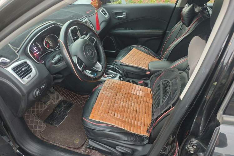 Used Jeep Compass 2020 220T Automatic Leading Edition Left Front Seat