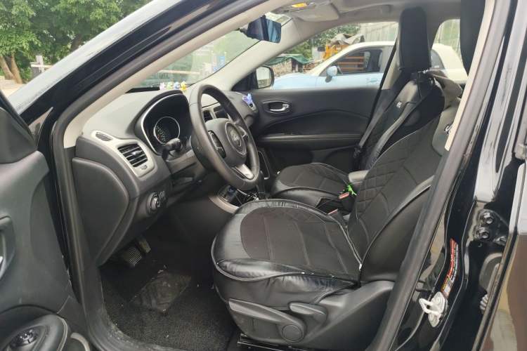 Used Jeep Compass 2020 220T Automatic Leading Edition Left Front Seat