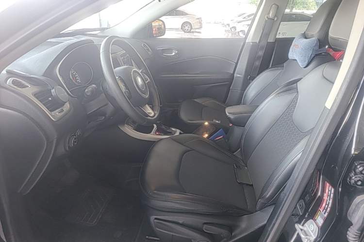 Used Jeep Compass 2020 220T Automatic Leading Edition Left Front Seat
