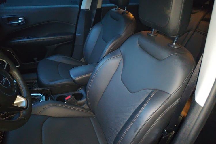 Used Jeep Compass 2020 220T Automatic Elite Edition Left Front Seat