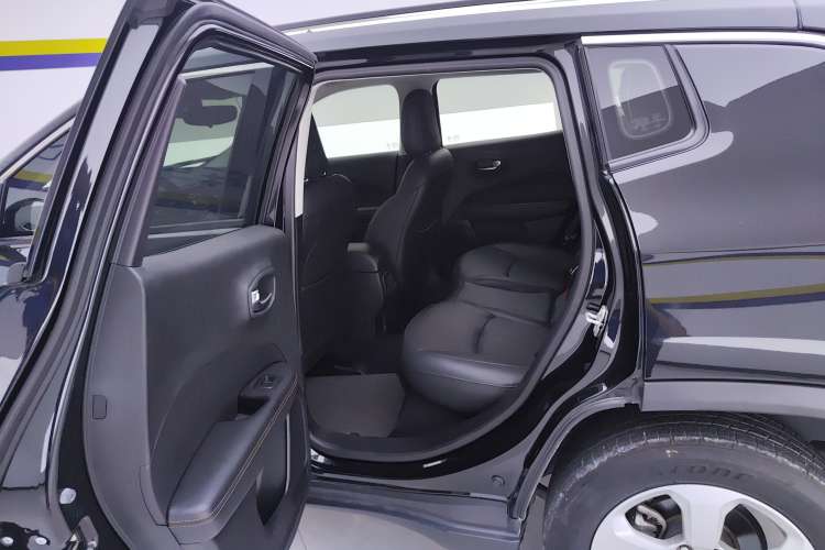 Used Jeep Compass 2020 220T Automatic Elite Edition Left Rear Seat