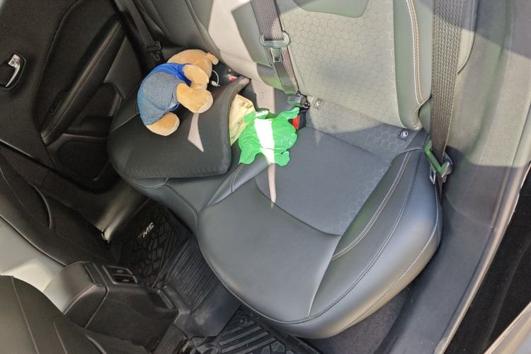 Used Jeep Compass 2020 220T Automatic Leading Edition Left Rear Seat