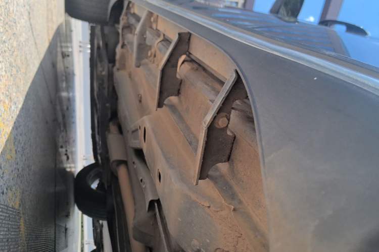 Used Jeep Compass 2020 220T Automatic Elite Edition Left Side Sill