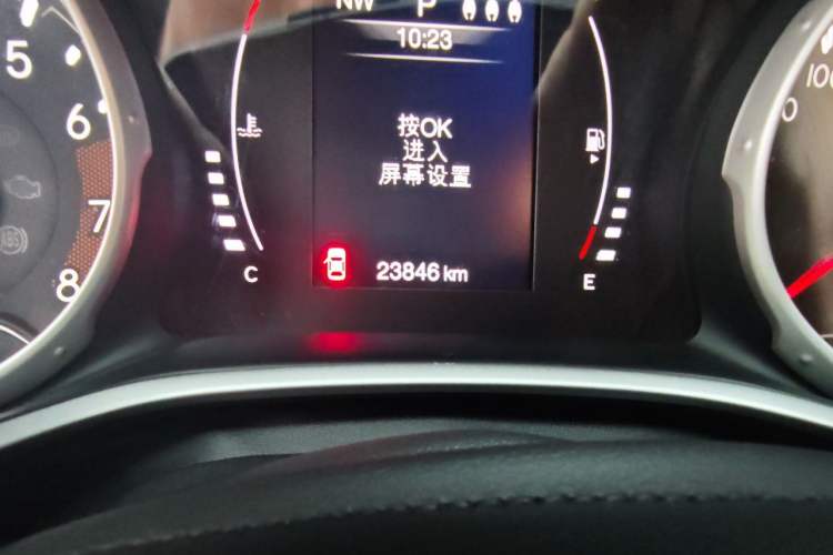 Used Jeep Compass 2020 220T Automatic Leading Edition Odometer Close Up